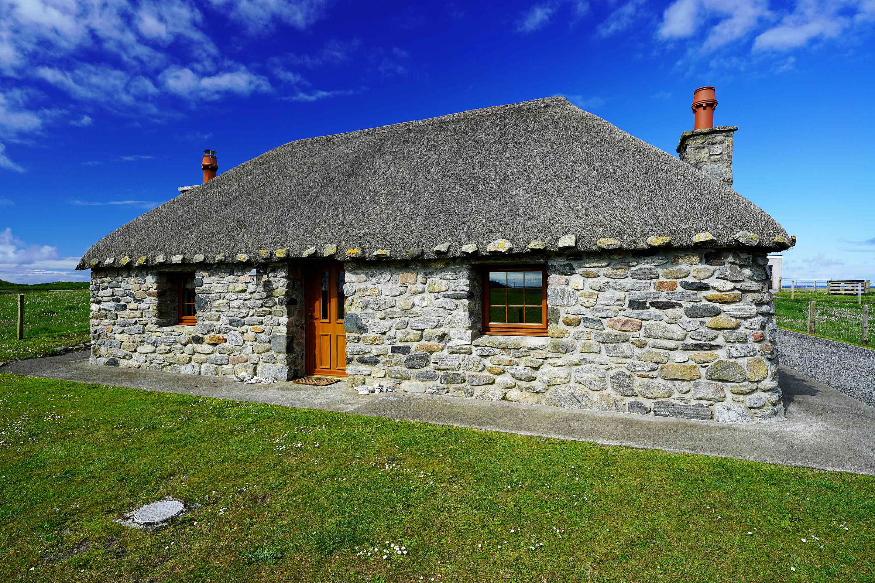 Culla Cottage Self Catering Accommodation in Benbecula offers private secure parking to guests