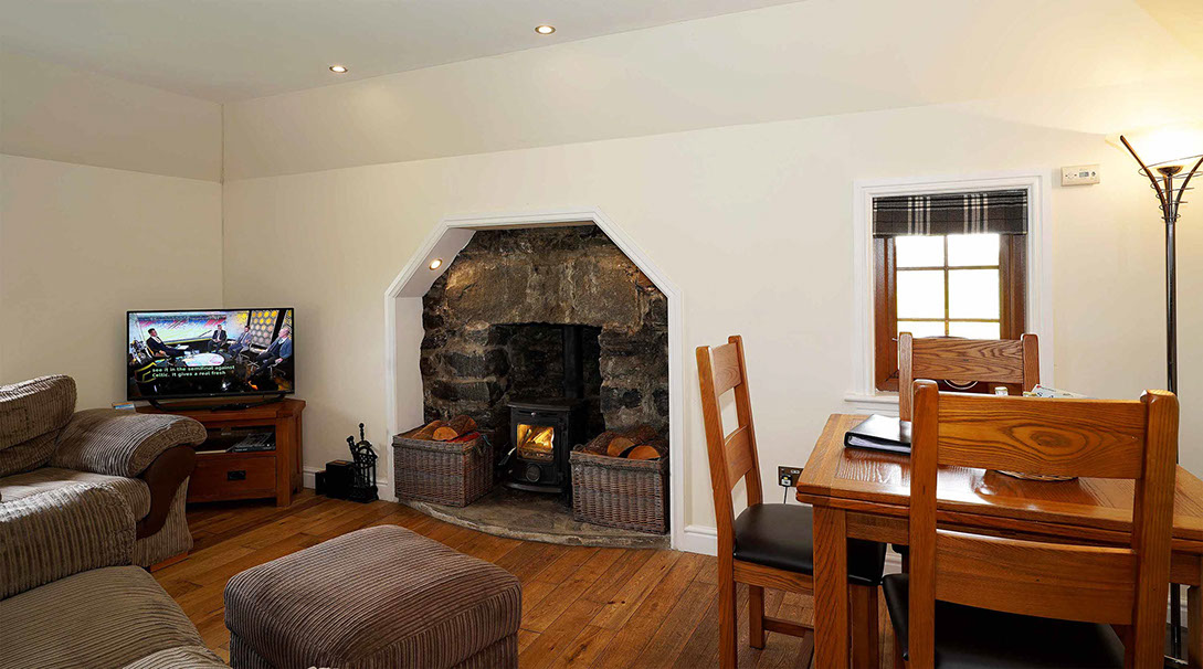 Culla Cottage is a Self Catering Cottage Accommodation on the Isle of Benbecula
