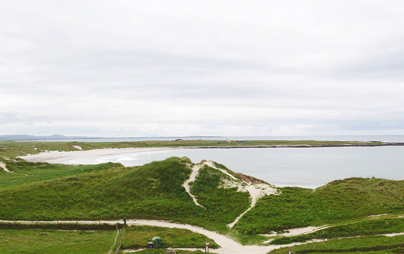 Culla Cottage Self Catering Accommodation is located near a stunning beach on the Isle of Benbecula